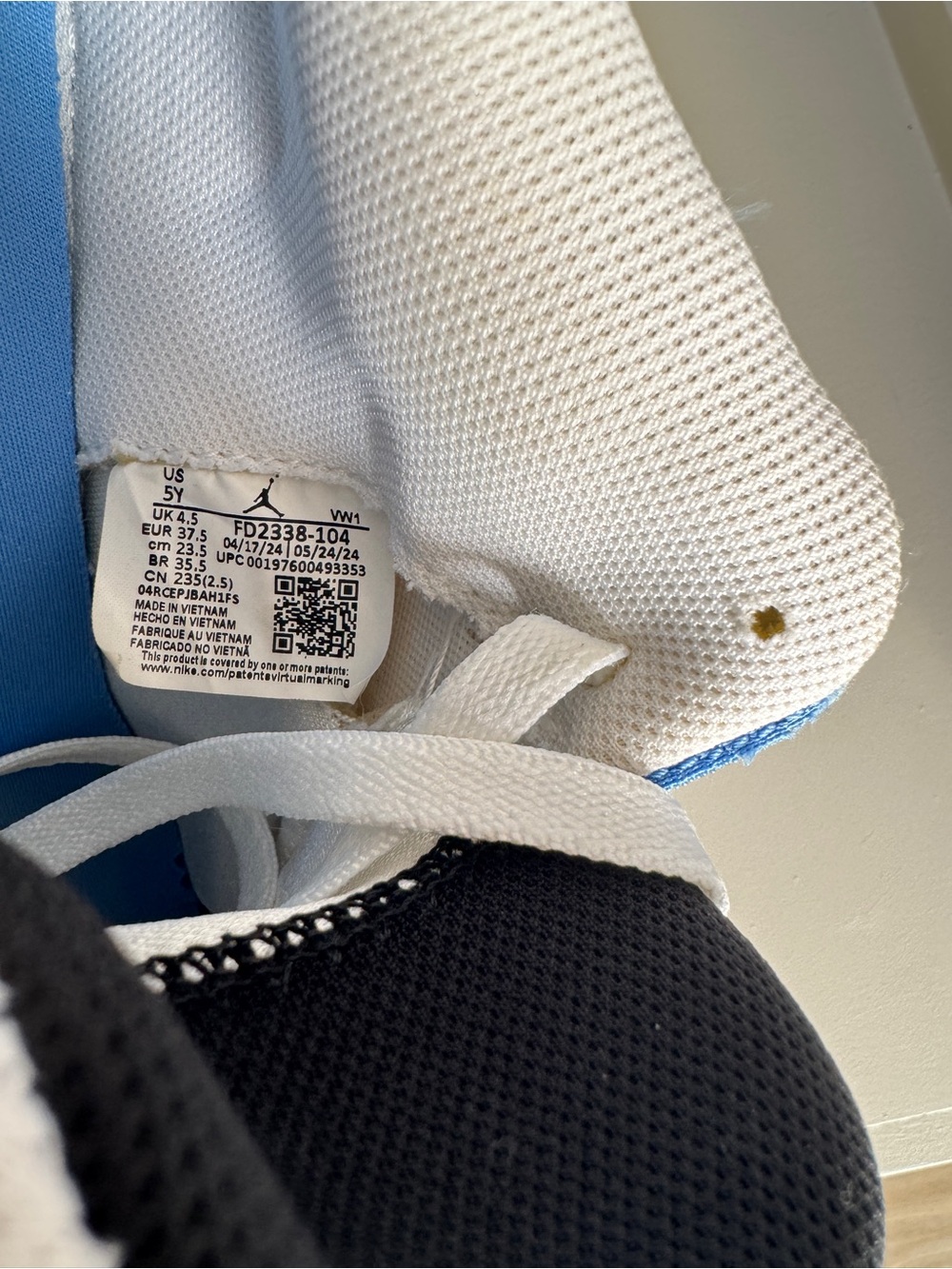 Air Jordan One Take 5 'White Legend Blue' Kids Basketball Shoes Size 5Y - Picture 3 of 12